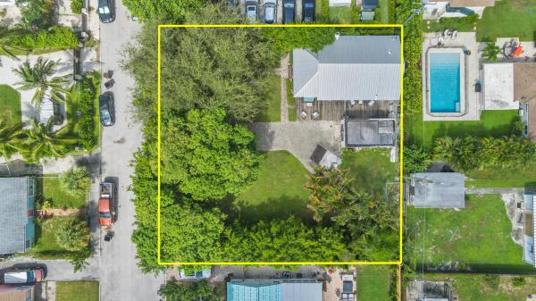 Wickliffe Park, 361 Puritan Rd, West Palm Beach, Florida 33405, image 1