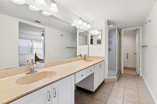 The Coves At Aberdeen, 5839 Parkwalk Dr, Boynton Beach, Florida 33472, image 2