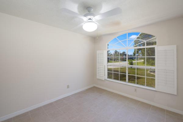 Paar Estates, 104 SW Sebring Cir, Port St. Lucie, Florida 34953, image 2