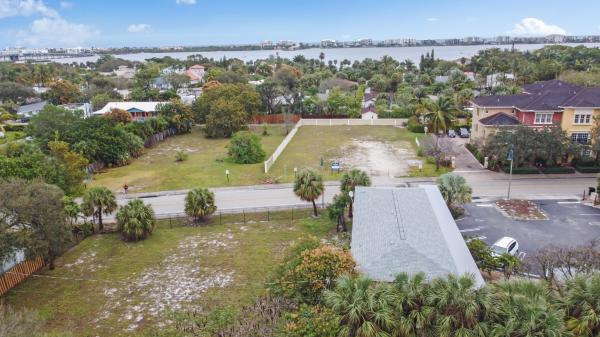 Lake Worth Town, 508 S Federal Hwy, Lake Worth Beach, Florida 33460, image 1