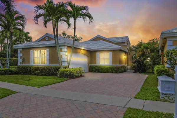 Kensington At Wycliffe, 4325 Kensington Park Way, Lake Worth Beach, Florida 33449, image 1