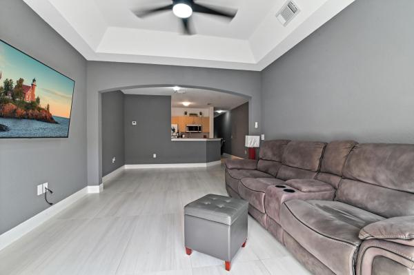 1203 Belmont Pl, Boynton Beach, Florida 33436, image 3