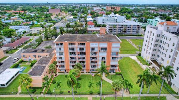 Gulfstream, 15 S Golfview Rd #204, Lake Worth Beach, Florida 33460, image 1