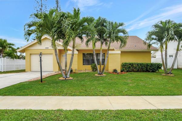 Lakes Of Lantana, 5056 Chelan Way, Lake Worth Beach, Florida 33467, image 1