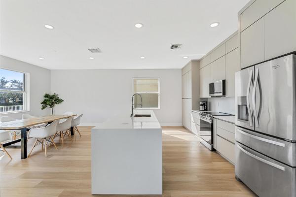 Anthony Groves, 152 Kensington Way, Royal Palm Beach, Florida 33414, image 1