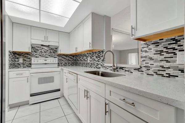 Deauville Village, 6525 S Oriole Blvd #101 J, Delray Beach, Florida 33446, image 1