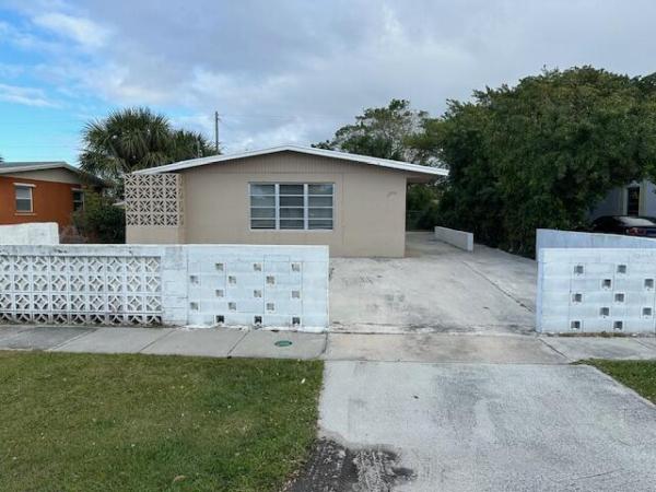 Roosevelt Estates, 1335 7th St, West Palm Beach, Florida 33401, image 1