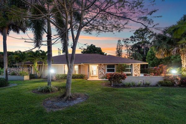 Pinewood Of Wellington, 13724 Greentree Trl, Wellington, Florida 33414, image 1