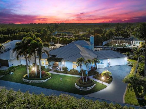 Queens Cove, 115 Queens Rd, Fort Pierce, Florida 34949, image 1