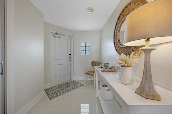Golden Bay Club, 17050 N Bay Rd #1206, Sunny Isles Beach, Florida 33160, image 1