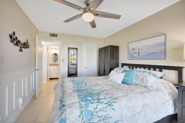 Exeter At Century Village, 1049 Exeter C, Boca Raton, Florida 33434, image 3