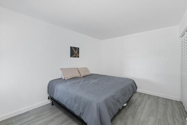 Sugar Pond Manor, 1194 Hyacinth Pl, Wellington, Florida 33414, image 3
