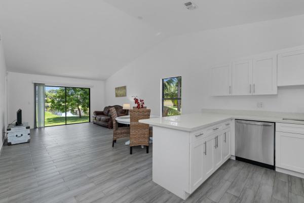 Sugar Pond Manor, 1194 Hyacinth Pl, Wellington, Florida 33414, image 2