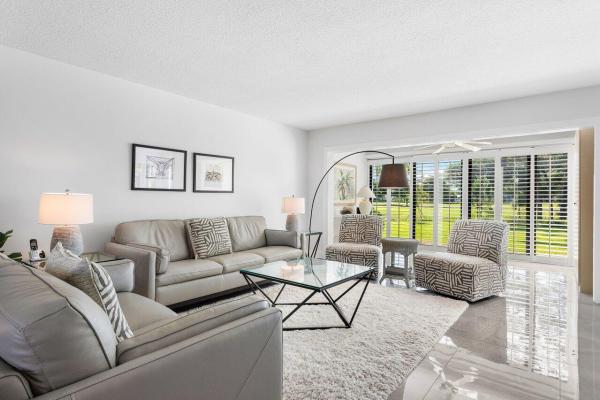 Blue Heron, 3810 Quail Ridge Dr N, Boynton Beach, Florida 33436, image 2