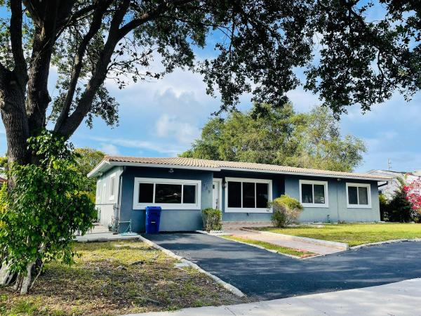 Hillside, 1735 NE 157th Ter, North Miami Beach, Florida 33162, image 1
