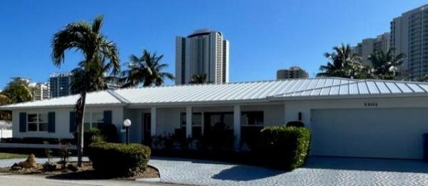 Yacht Harbor Estates, 1201 S Harbor Dr, Riviera Beach, Florida 33404, image 1
