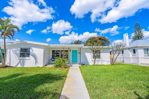 Dellawana Place, 445 Monroe Dr, West Palm Beach, Florida 33405, image 1