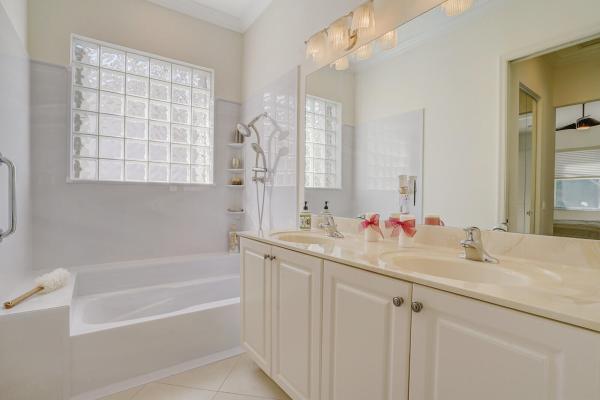 Valencia Palms, 6610 Camarillo Terrace Ln, Delray Beach, Florida 33446, image 2