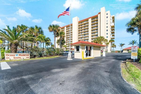 Ocean Harbour South, 4250 N Highway A1a #1107, Fort Pierce, Florida 34949, image 1