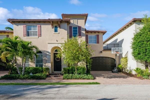 Royal Poinciana, 131 Via Palma Ln, Boca Raton, Florida 33487, image 1