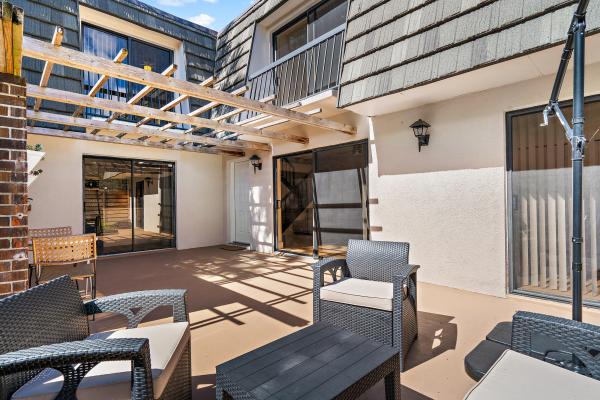 Glenwood Townhomes, 1331 13th Ter, Palm Beach Gardens, Florida 33418, image 1