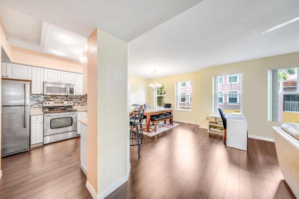 Cypress Pointe At Turtle Run, 6952 W Sample Rd, Coral Springs, Florida 33067, image 2