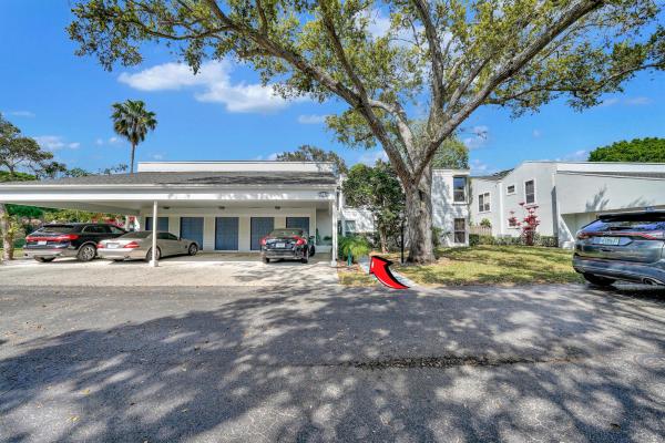 Lakes Of Woodhaven, 6173 Old Court Rd #121, Boca Raton, Florida 33433, image 1