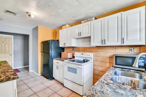 Addis Ababa, 1036 W 31st St, Riviera Beach, Florida 33404, image 1