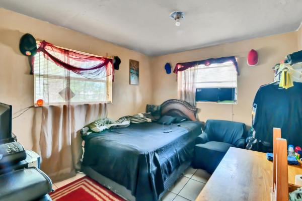 Addis Ababa, 1036 W 31st St, Riviera Beach, Florida 33404, image 2