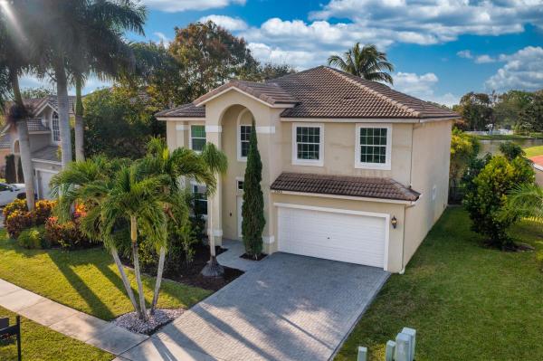 Harbor Cove, 3745 Old Lighthouse Cir, Wellington, Florida 33414, image 1