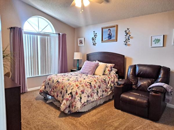 Kings Isle, 1160 NW Lombardy Dr #1, Port St. Lucie, Florida 34986, image 2