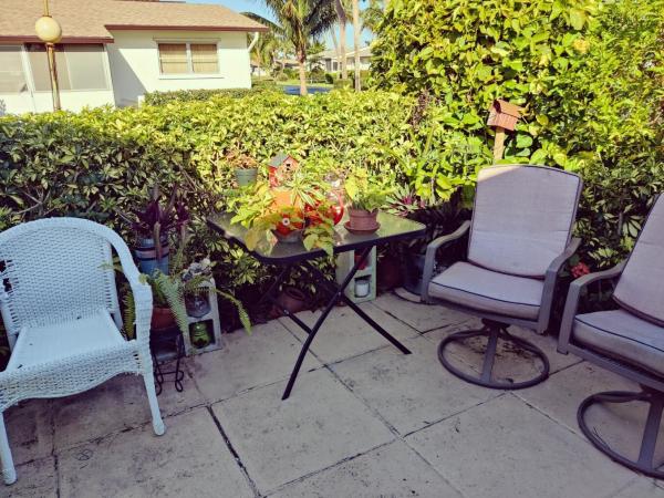 Crosley At Cresthaven Villas, 2920 Crosley Dr #A, West Palm Beach, Florida 33415, image 1