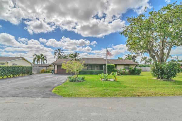 Florida Gardens, 109 W Mango Rd, Lake Worth Beach, Florida 33467, image 1