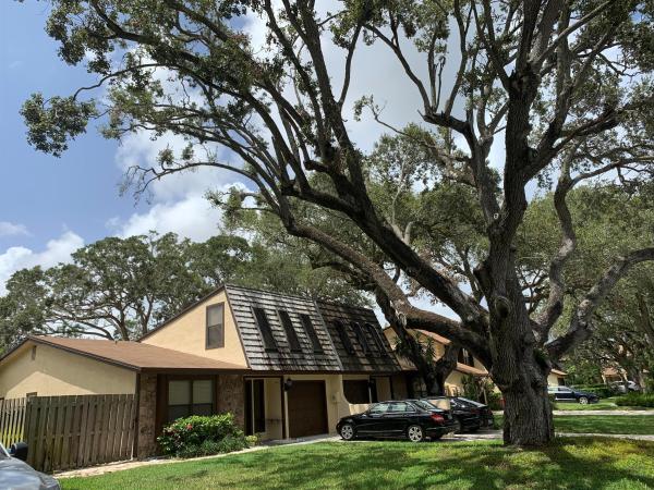 Town Oaks, 1061 Raintree Ln, Palm Beach Gardens, Florida 33410, image 1