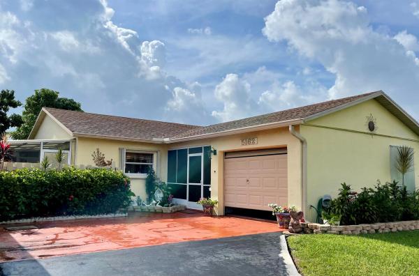 Mirror Lakes, 5162 Mirror Lakes Blvd, Boynton Beach, Florida 33472, image 1