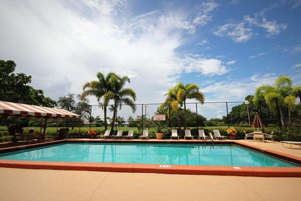 Boca Teeca, 6461 NW 2nd Ave #1090, Boca Raton, Florida 33487, image 1