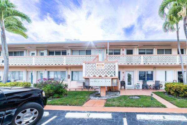 Ro-Len Lake Gardens, 800 SW 11th Ave #18a, Hallandale Beach, Florida 33009, image 1