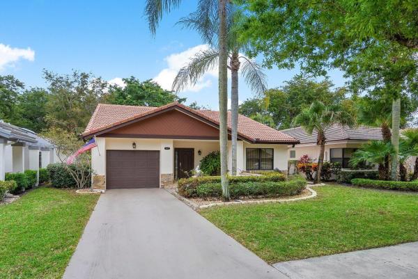 Fairmont Place, 4852 Boxwood Cir, Boynton Beach, Florida 33436, image 1