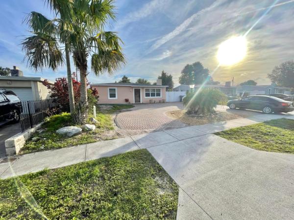 Golfview Heights, 1004 Dogwood Rd, West Palm Beach, Florida 33409, image 1