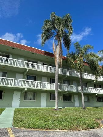 Regal Palms, 3000 Springdale Blvd #V116, Palm Springs, Florida 33461, image 1