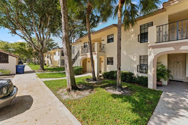 Lake Windwood, 2650 Greenwood Ter #2230, Boca Raton, Florida 33431, image 1