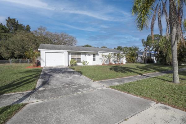 Floresta Pines, 231 NE Solida Cir, Port St. Lucie, Florida 34983, image 1