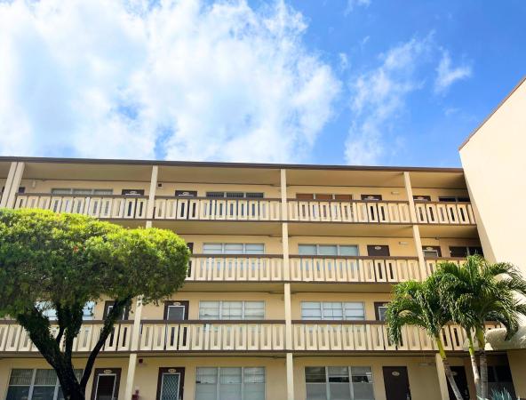 Wolverton At Century Village, 4013 Wolverton A, Boca Raton, Florida 33434, image 1