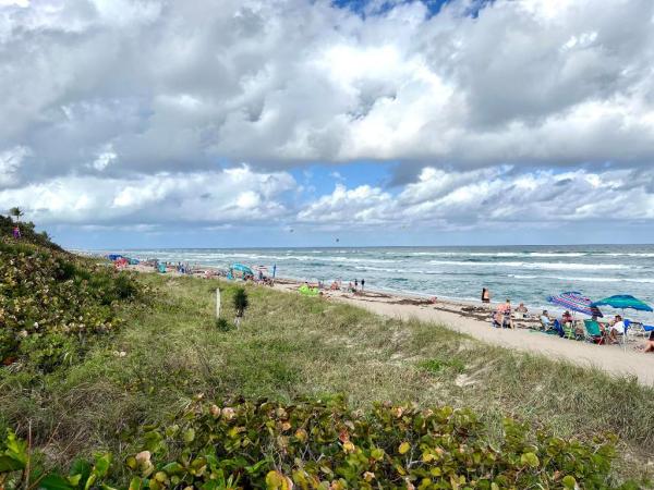 Jo-Myrt Suites, 301 N L St #101, Lake Worth Beach, Florida 33460, image 1