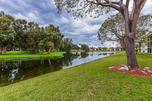 Watersedge At Lakes Of Delray, 5598 Witney Dr #105, Delray Beach, Florida 33484, image 3