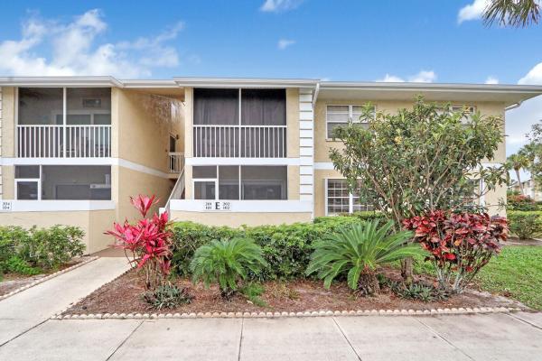 Midport Place, 1537 SE Royal Green Cir #101, Port St. Lucie, Florida 34952, image 1