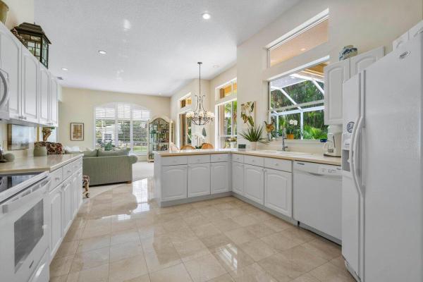 The Island, 75 Cayman Pl, Palm Beach Gardens, Florida 33418, image 2
