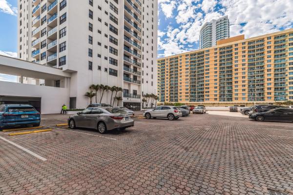 Catania At Quadomain, 2301 S Ocean Dr #801, Hollywood, Florida 33019, image 1