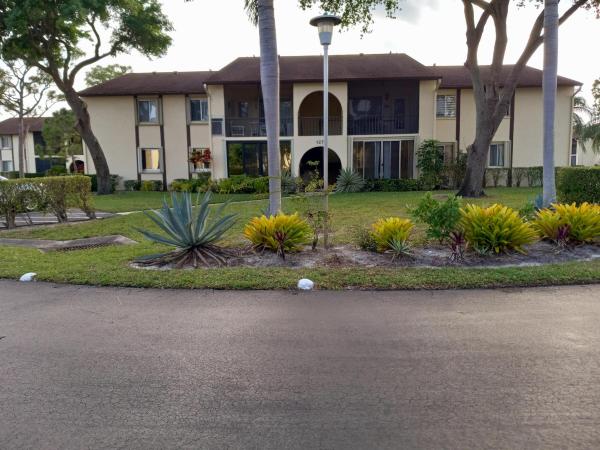 Pine Ridge South 1, 127 Lake Pine Cir #D-2, Greenacres, Florida 33463, image 1