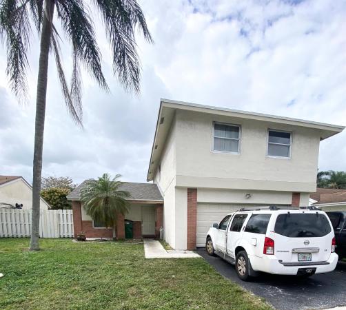 Shenandoah, 671 Thornridge Ave, Davie, Florida 33325, image 2